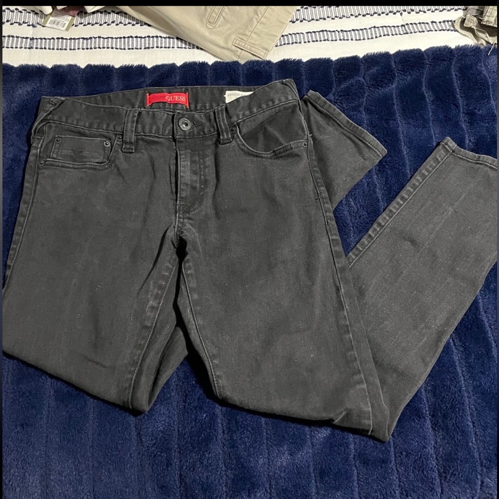 Men’s GUESS black denim jeans